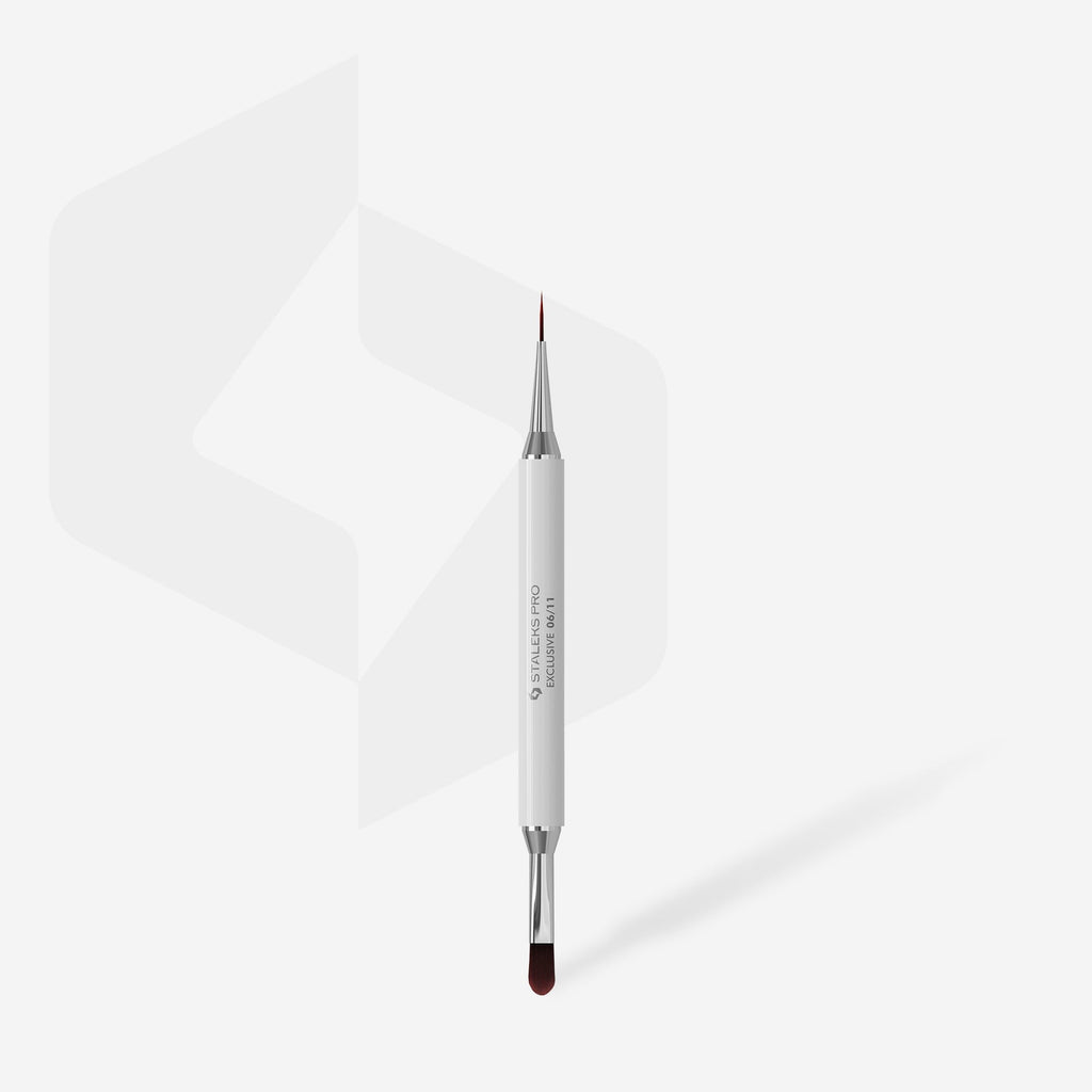 STALEKS EXCLUSIVE 06/11 Double-ended gel brush